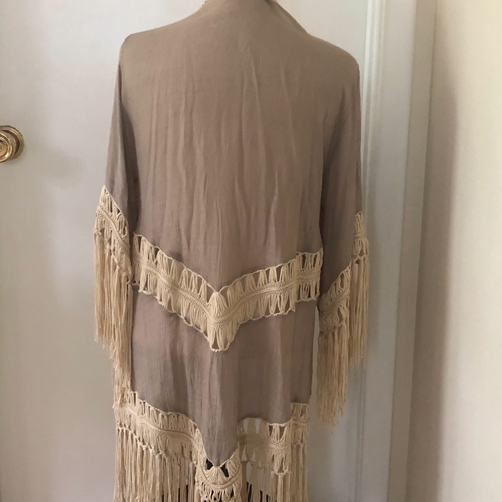 Shawl - Picture 2 of 2